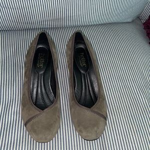 Hotter Shoes Gray Suede cushioned sole Pumps